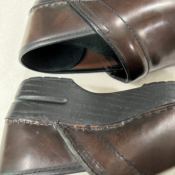 Dansko Dark Brown Clogs, EU 38 Narrow - Picture 6 of 12